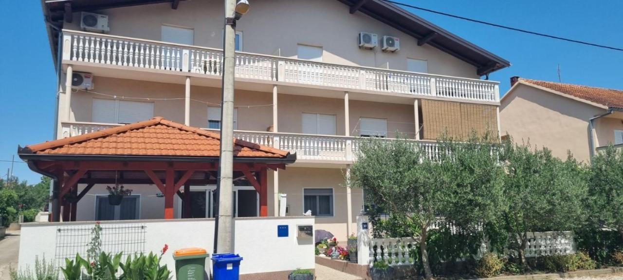 Apartmani Italo Biograd Na Moru Exterior foto