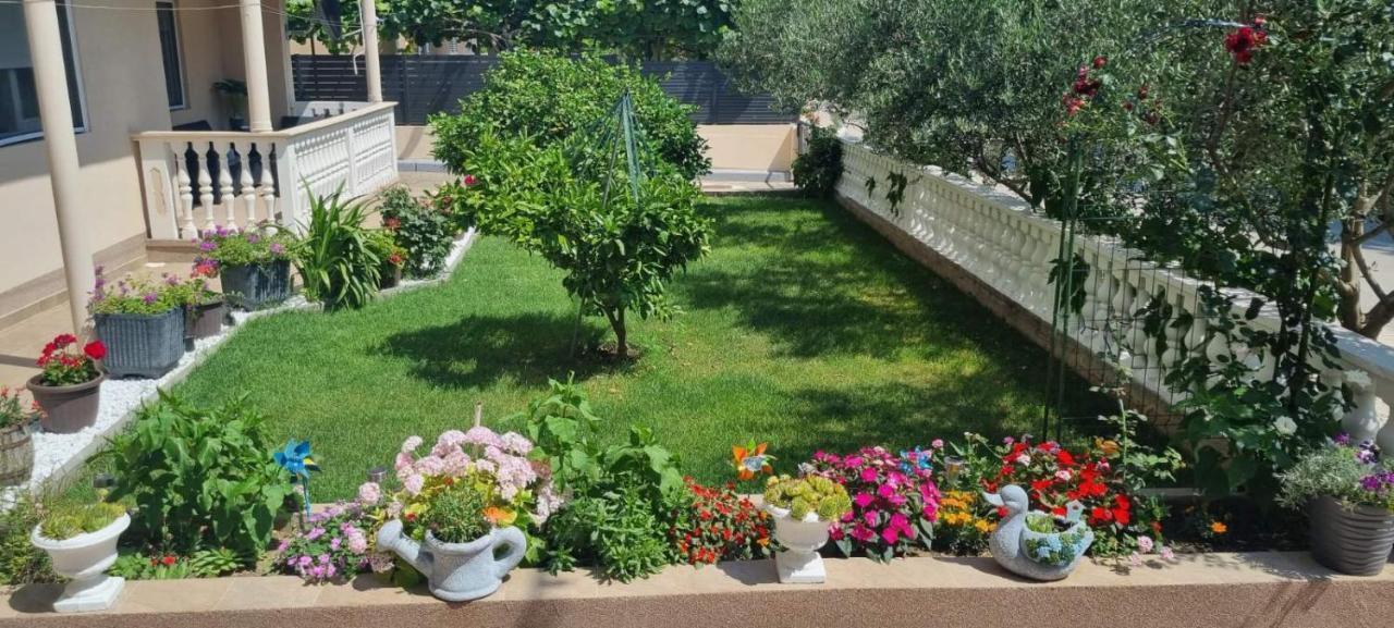 Apartmani Italo Biograd Na Moru Exterior foto